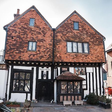 Villa Taylour House - Edenbridge, Sleeps 10, Historic, Unique Yet Modern Exterior foto